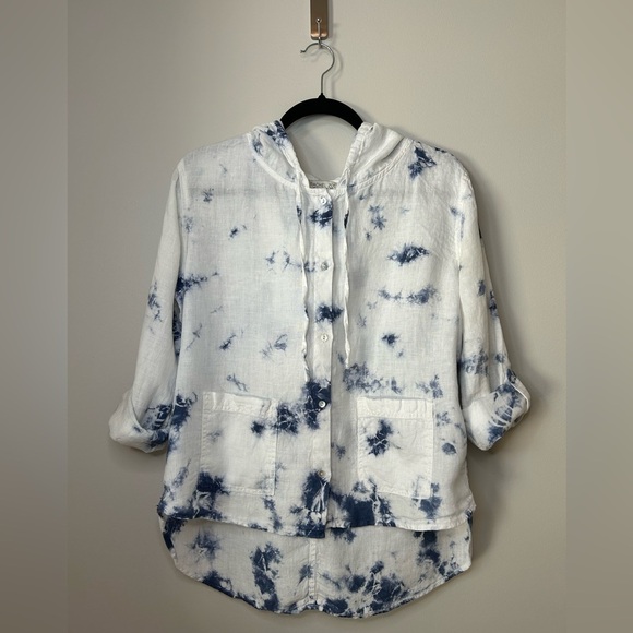 Rachel Zoe Tops - Rachel Zoe Linen Tie Dye Oversized Button Down Hooded Top Size Small Blue EUC